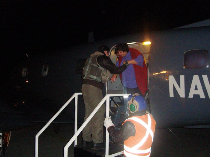 ARMADA EFECTÚA EVACUACIÓN DESDE PUERTO WILLIAMS